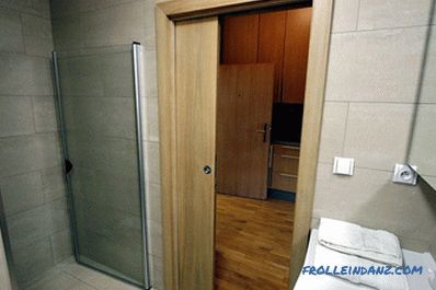 ¿Qué puerta es mejor poner en el baño y aseo?