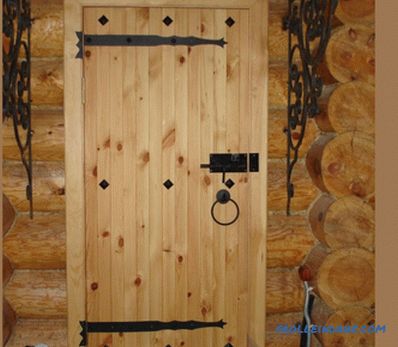 Puertas de entrada de madera de bricolaje: cómo hacer.