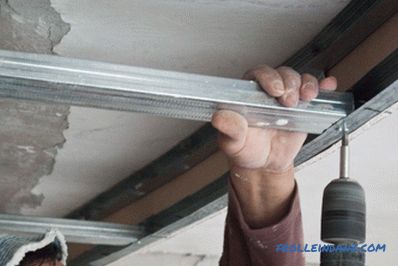Cómo hacer un techo de yeso de dos niveles con tus propias manos