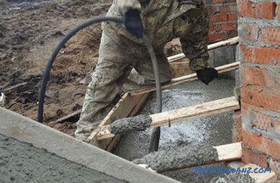 Reparación de la cimentación de una casa de madera - sustitución de la cimentación.