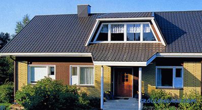 ¿Qué es mejor metal o techo blando para el techo de una casa privada?
