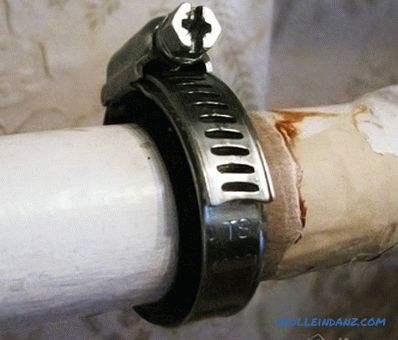 Cómo arreglar una fuga de tubería de alcantarillado